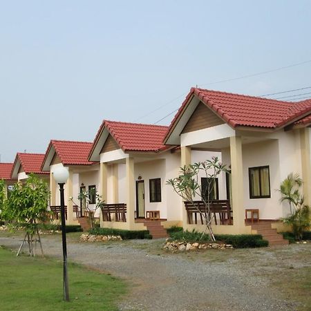 Baan Kinlom Chom Daw Khao Yai Hotel Mu Si Exterior photo