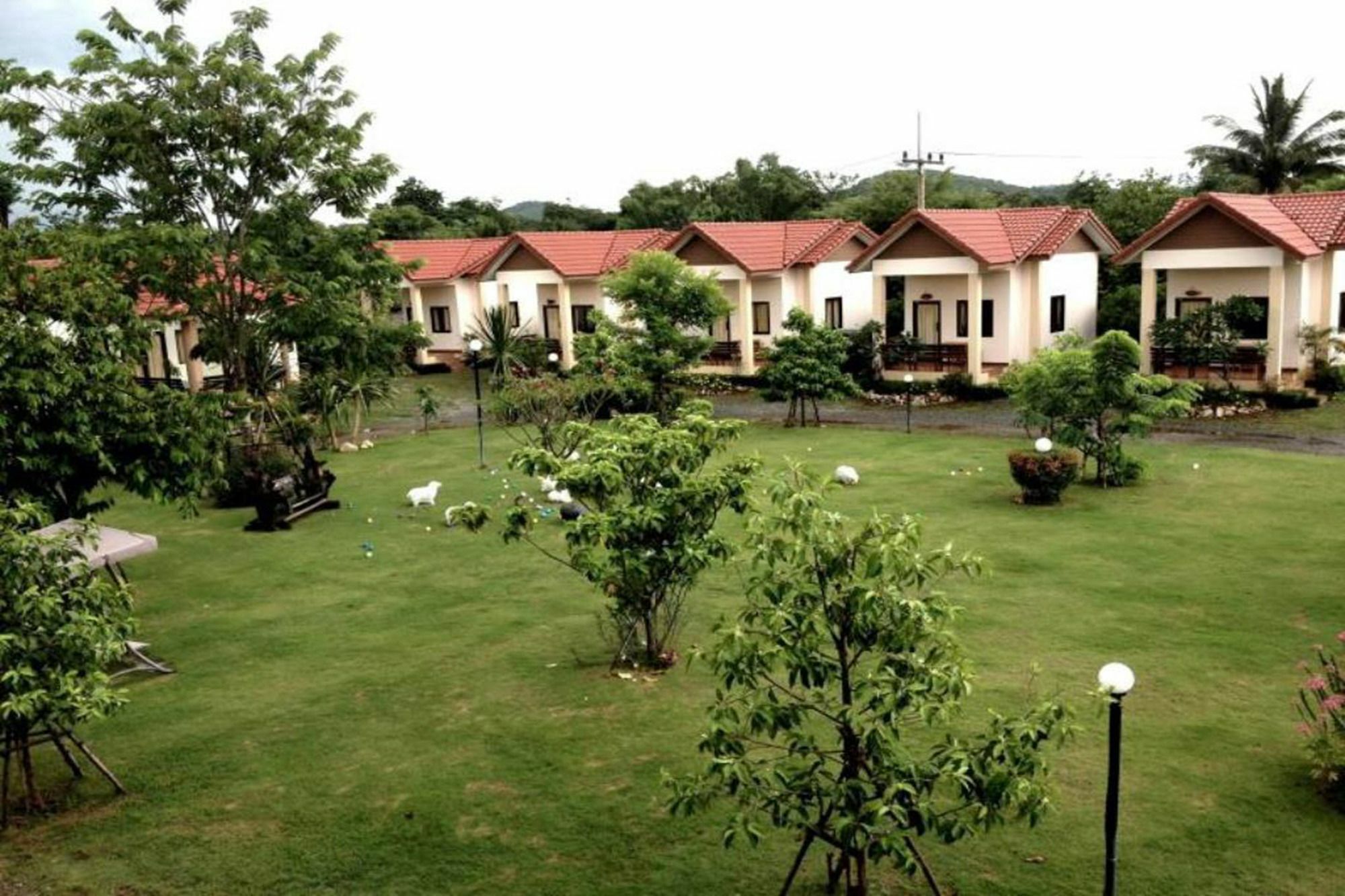 Baan Kinlom Chom Daw Khao Yai Hotel Mu Si Exterior photo